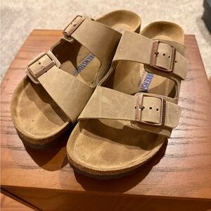 Birkenstock Tan Sandals with Buckles